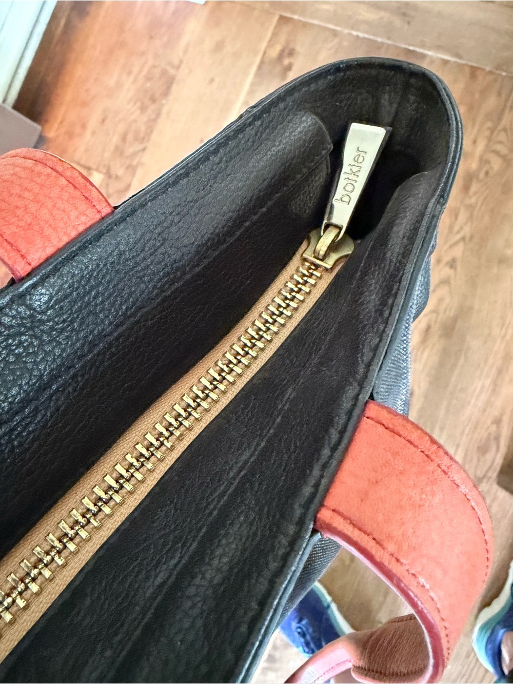 Botkier leather canvas two tone black brown tan handles pristine condition - Picture 11 of 11